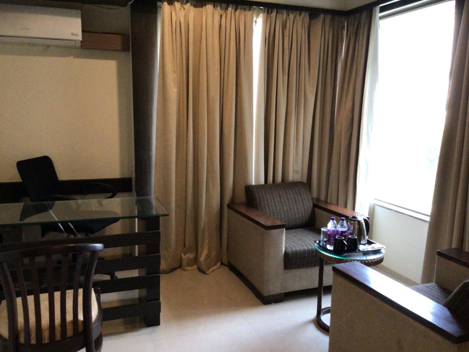 Ivy Studio Pune Ngoại thất bức ảnh